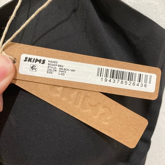 SKIMS Naked Scoop Bra NWT - Onyx Black Sz Large-DD, Small -DD - Picture 9 of 11
